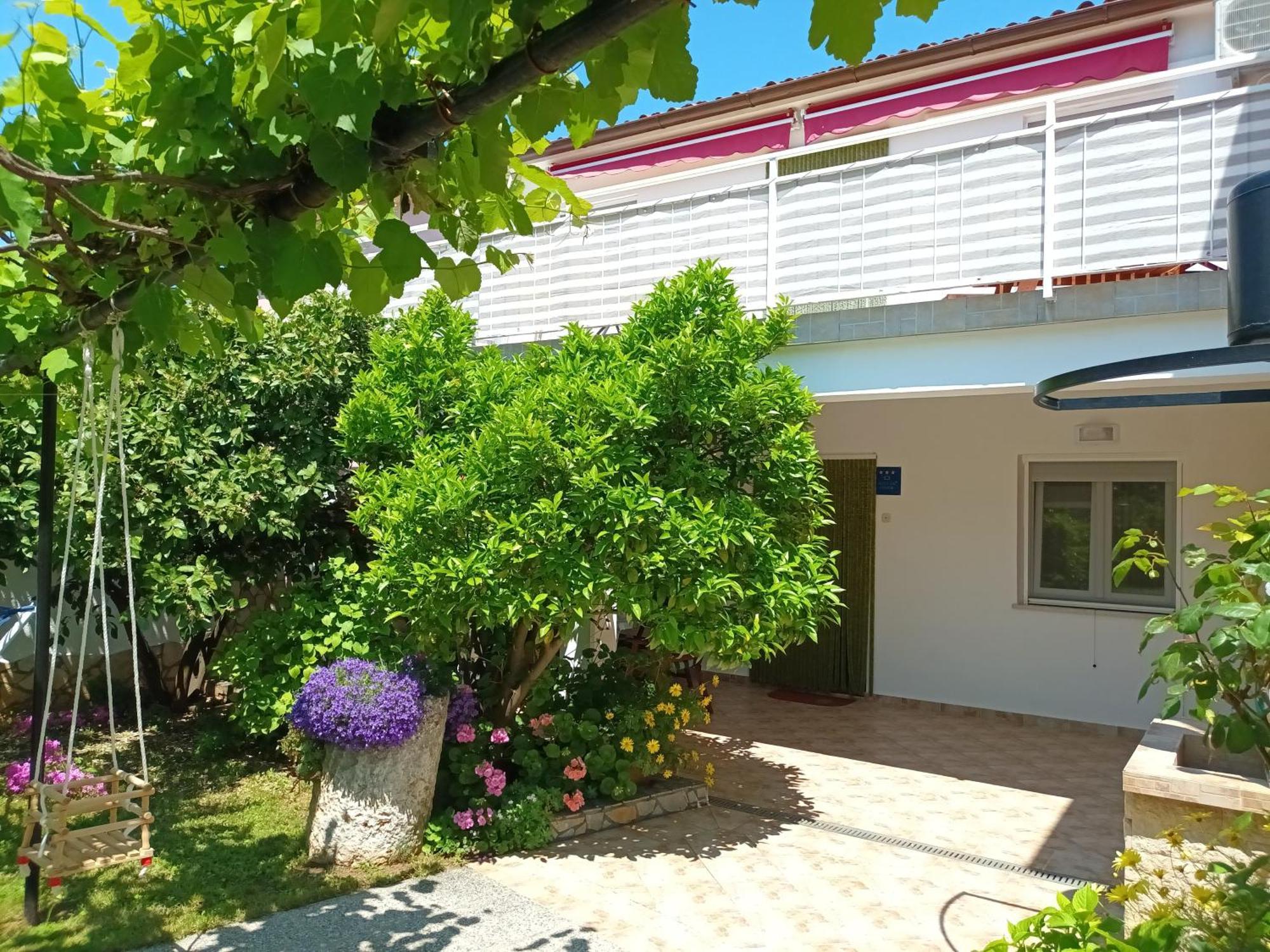 Holiday House Danica Banjole Extérieur photo