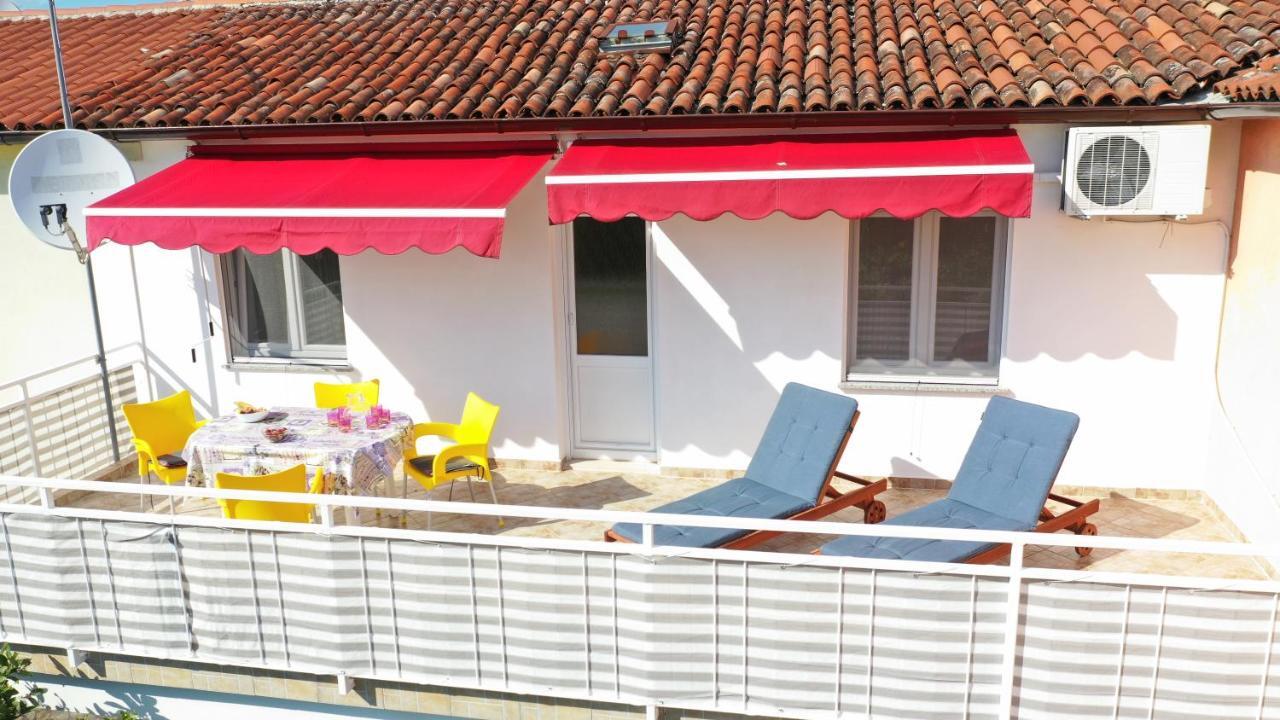 Holiday House Danica Banjole Extérieur photo
