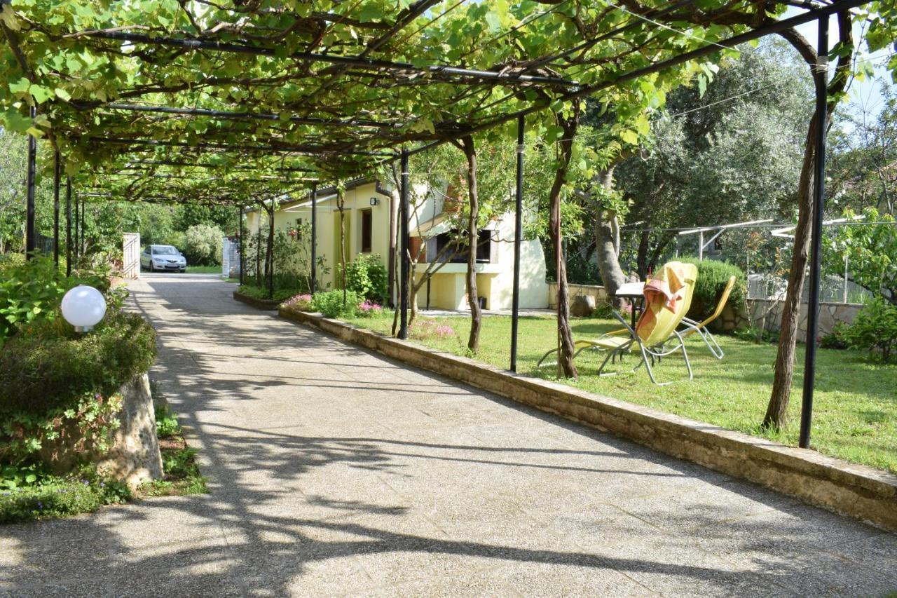 Holiday House Danica Banjole Extérieur photo